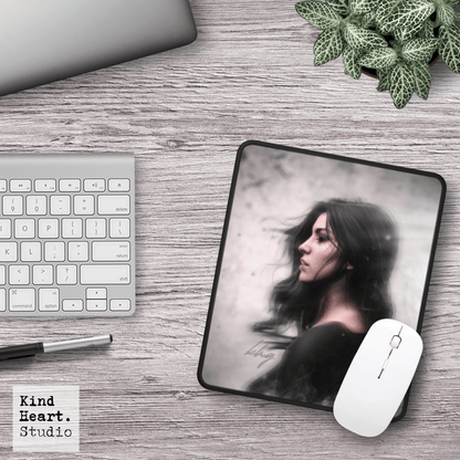 Shadowheart in the Wind | Mouse Pad